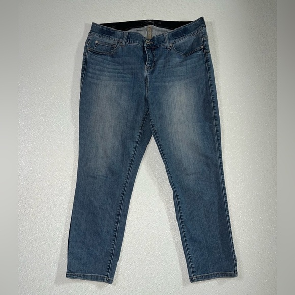Torrid Bombshell Skinny Premium Stretch High-Rise Crop Jeans Size 18 - Picture 3 of 10